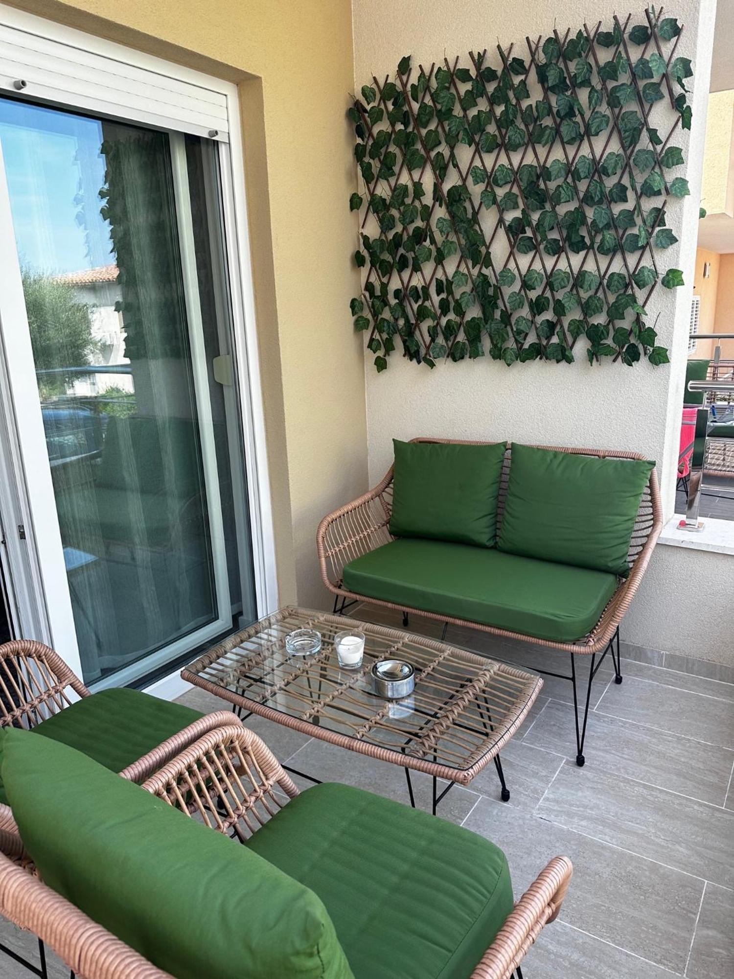 Villa Luxuria Baška Voda Exterior foto